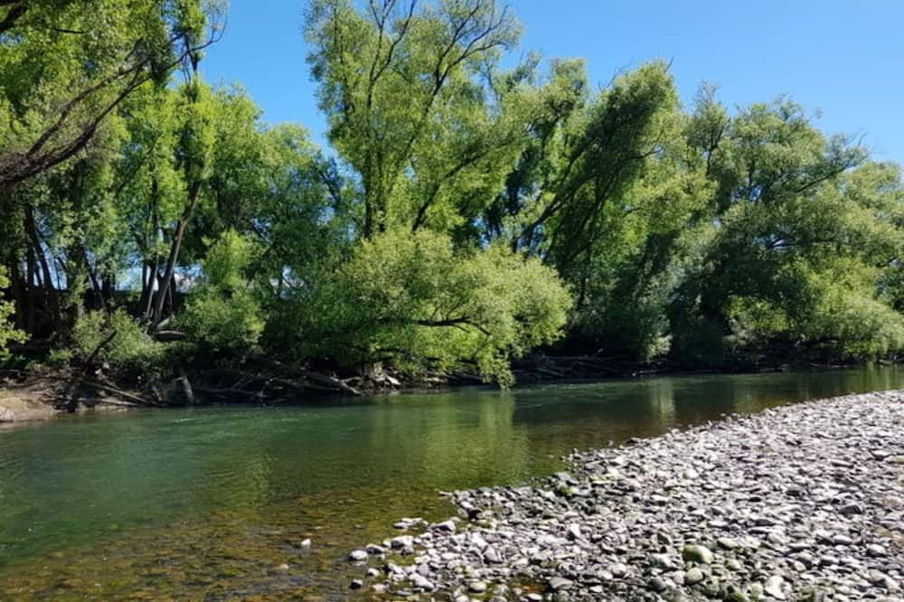 Photo of Outdoor in Alexandra