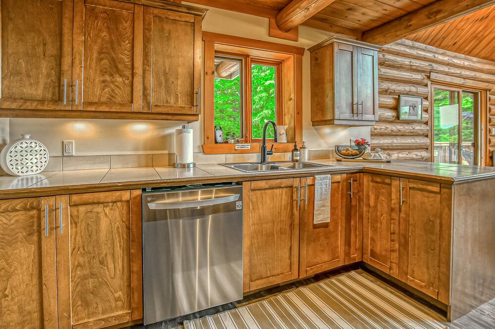 Photo of Kitchen in Saint-Faustin-Lac-Carre