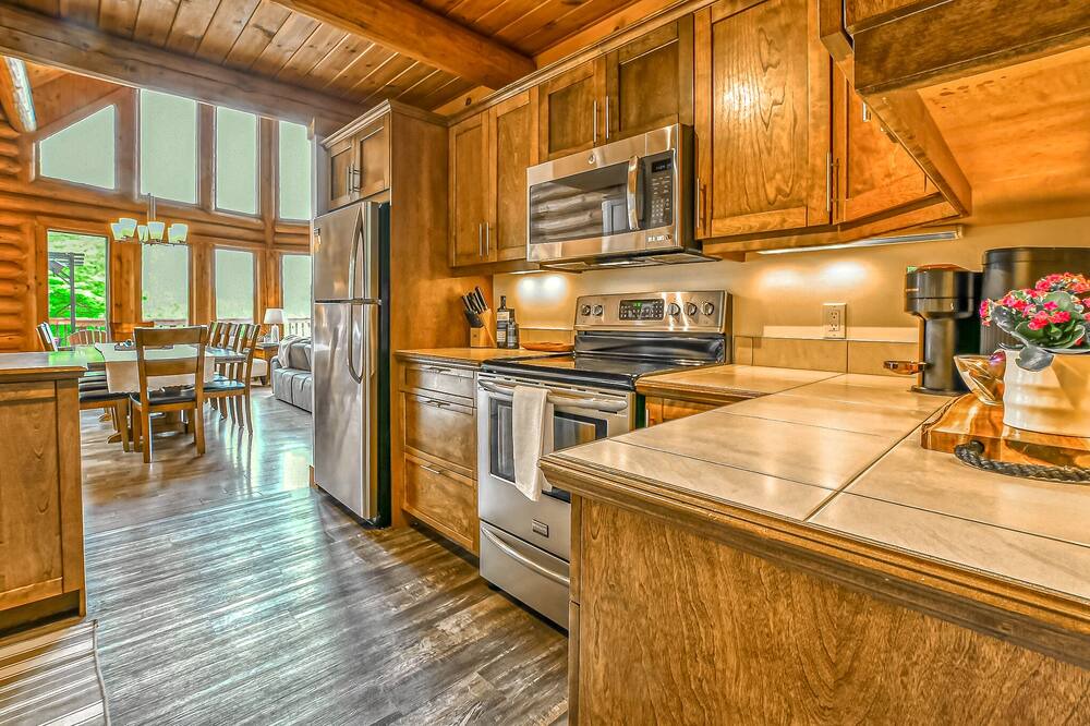 Photo of Kitchen in Saint-Faustin-Lac-Carre