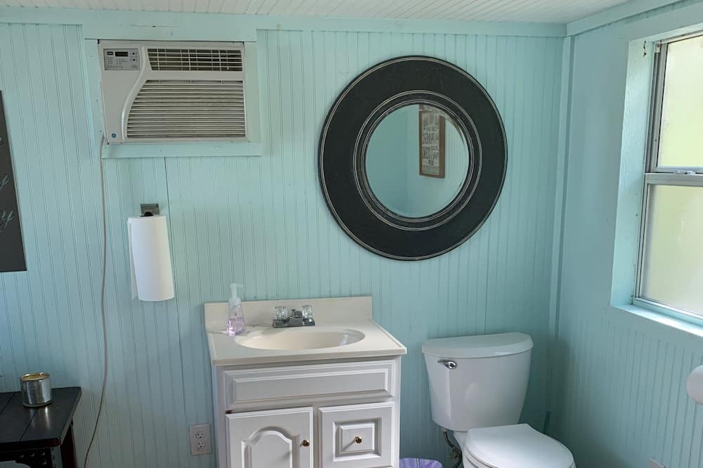 Photo of Bathroom in Morgans Point Resort