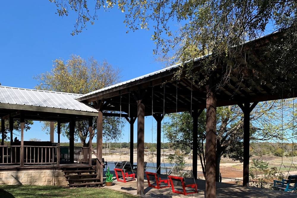 Photo of Outdoor in Morgans Point Resort