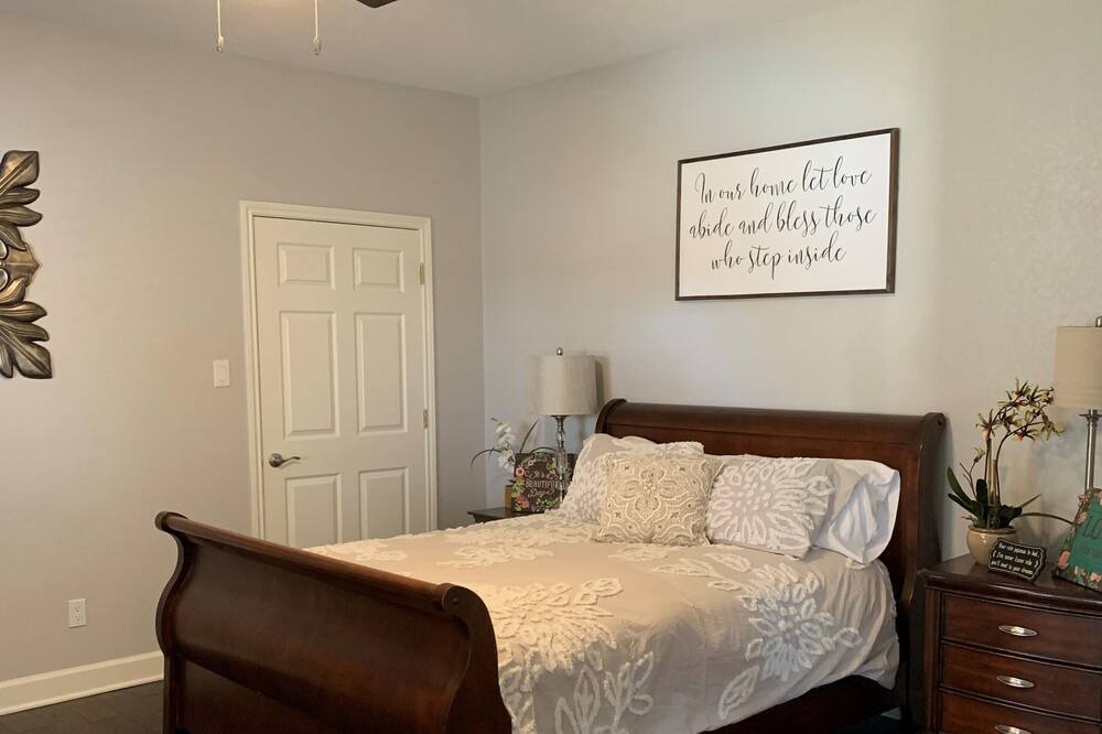 Photo of Bathroom in Morgans Point Resort