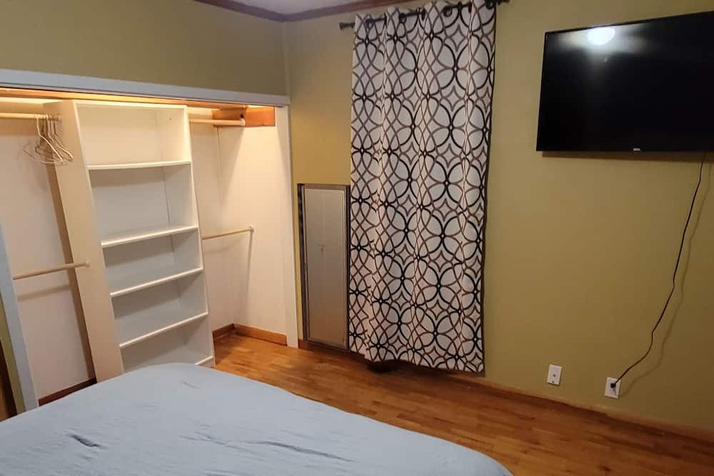 Photo of Bedroom in Trenton