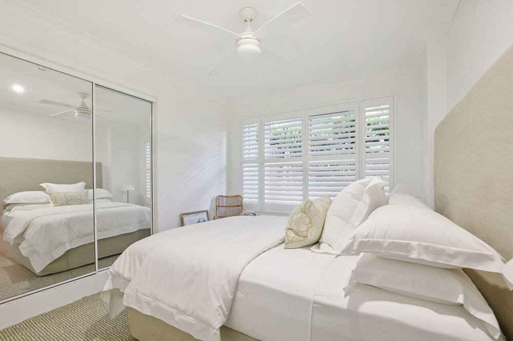 Photo of Others in Whale Beach