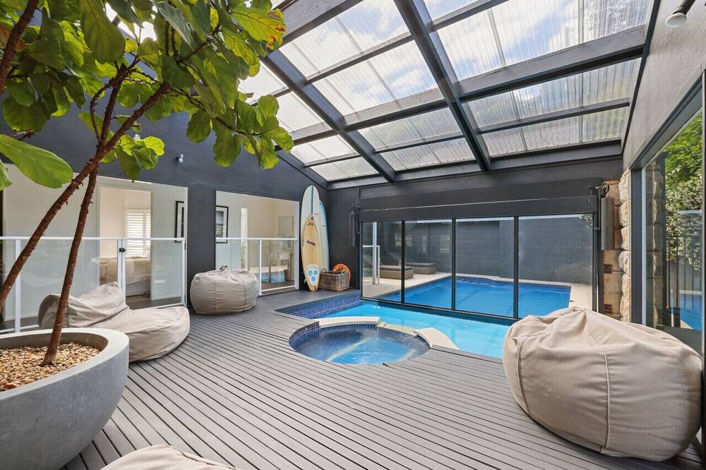 Photo of Others in Whale Beach