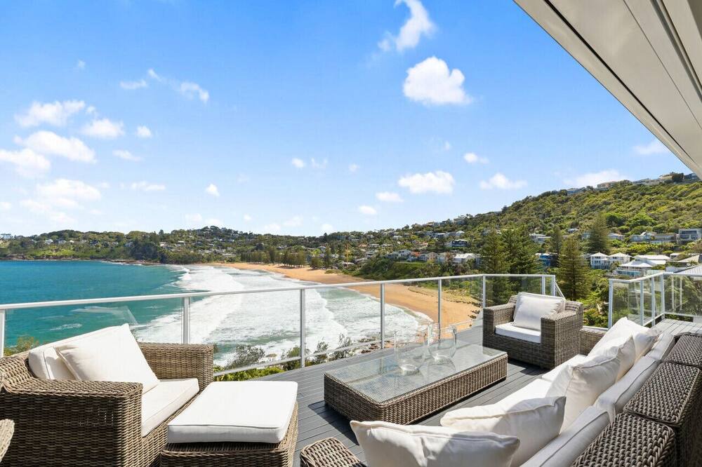 Photo of Others in Whale Beach