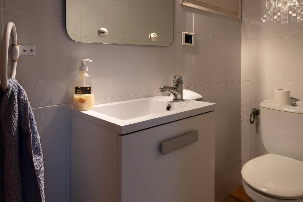 Photo of Bathroom in Clara