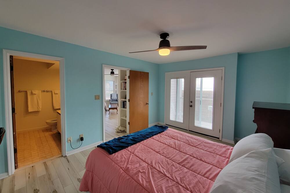 Photo of Bedroom in Fairfield Harbour