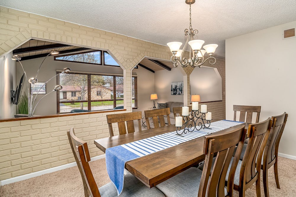 Photo of Others in Elgin