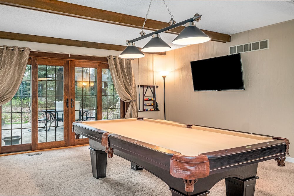 Photo of Others in Elgin