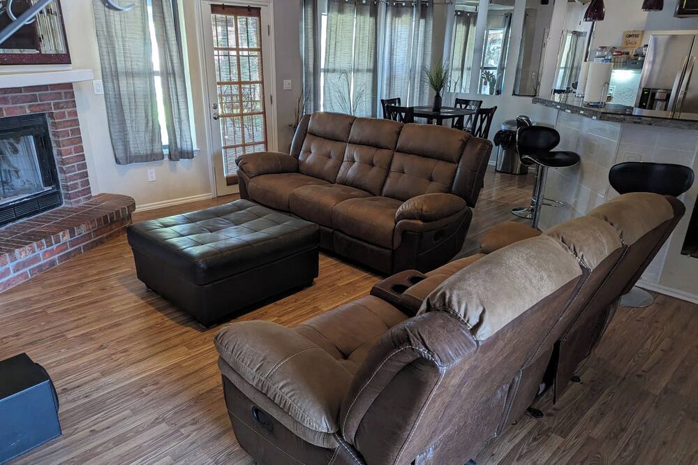 Photo of Livingroom in O'Shea Keleher