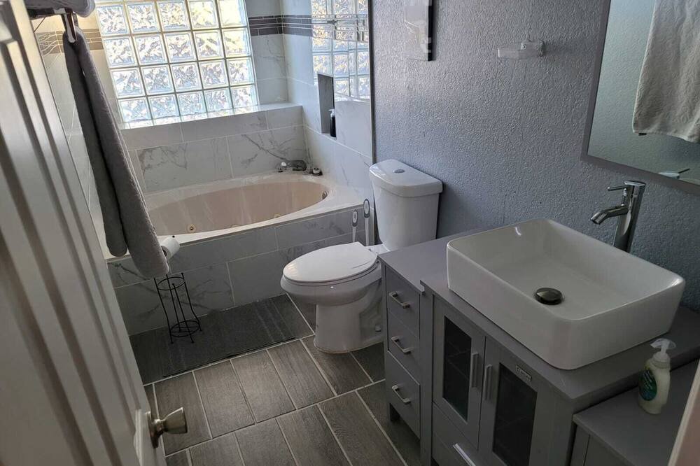 Photo of Bathroom in O'Shea Keleher