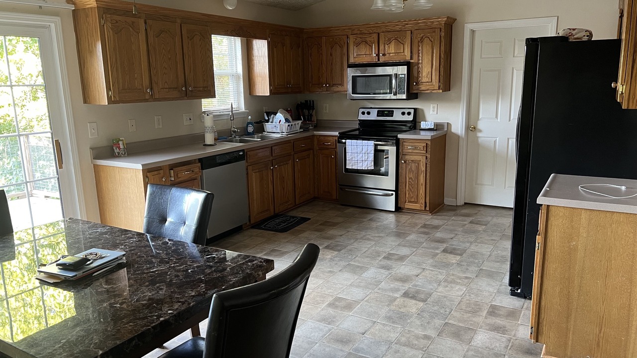 Photo of Kitchen in St. Robert