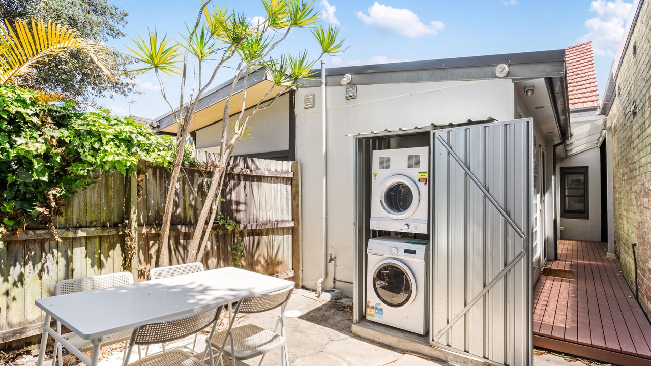 Photo of Outdoor in Annandale