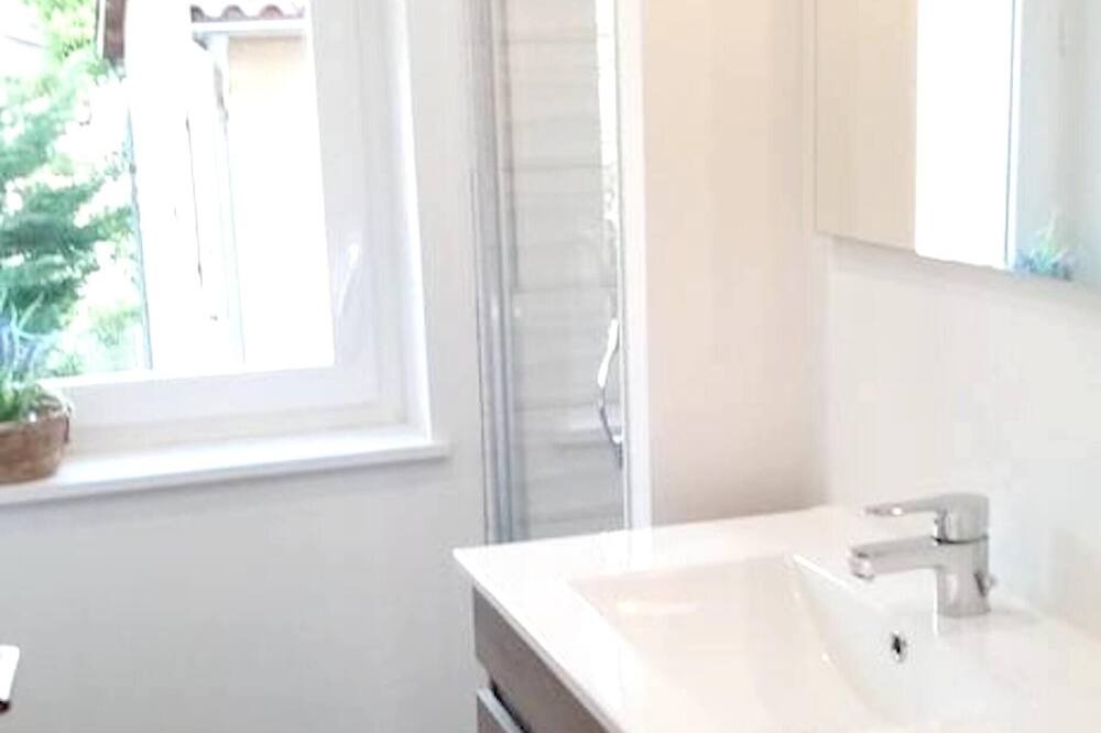Photo of Bathroom in Saint-Girons