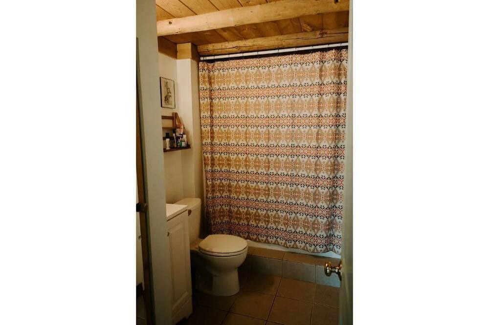 Photo of Bathroom in Indianola