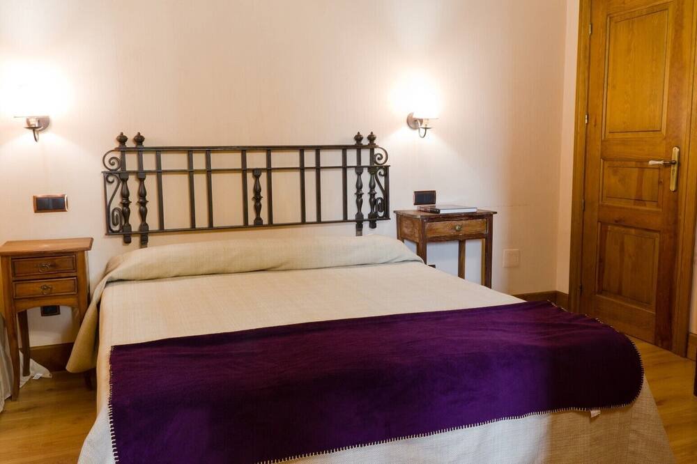 Photo of Bedroom in Otero de Herreros