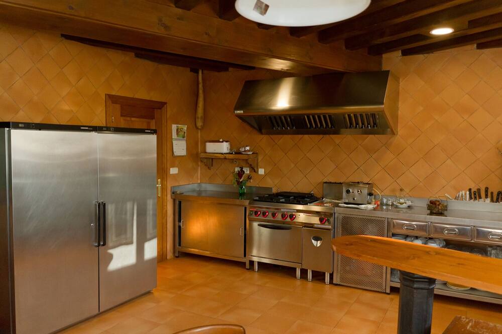 Photo of Kitchen in Otero de Herreros