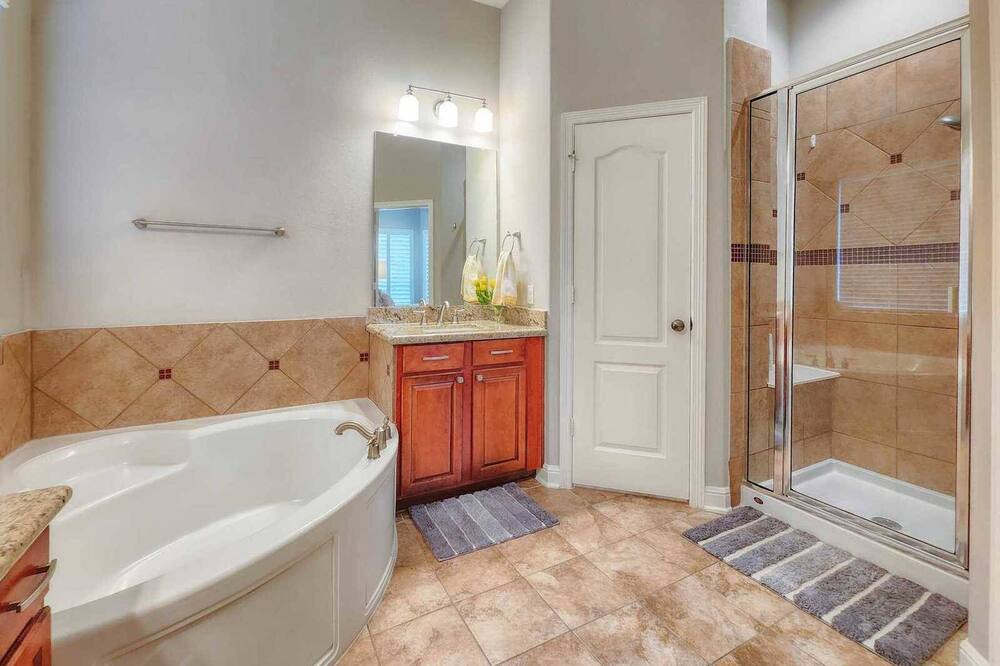 Photo of Bathroom in Jersey Village