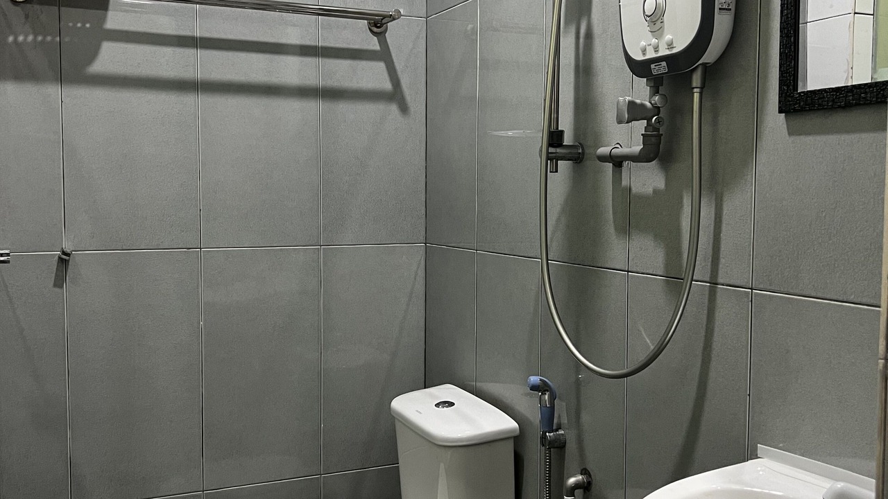 Photo of Bathroom in Kempas