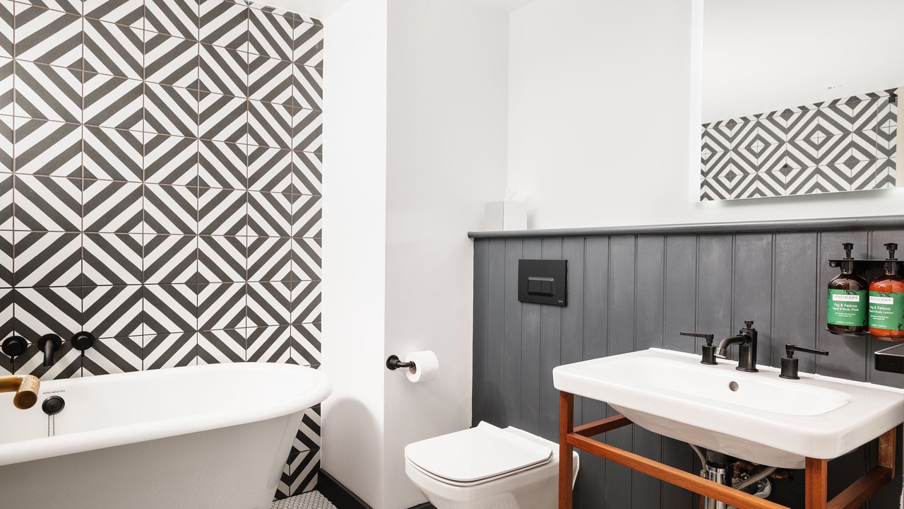 Photo of Bathroom in Brighton City Centre