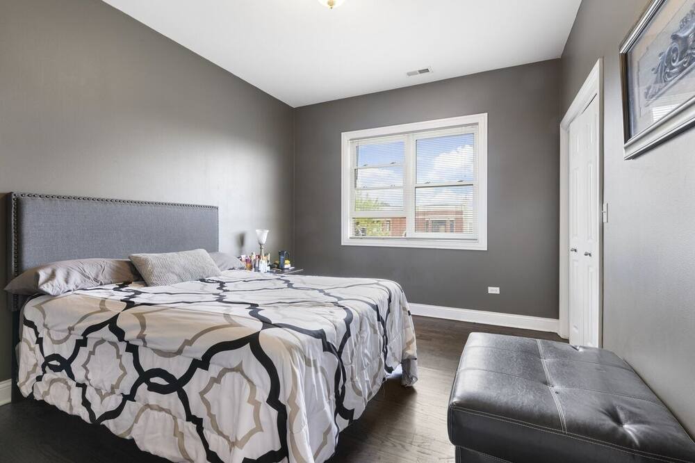 Photo of Bedroom in Bronzeville