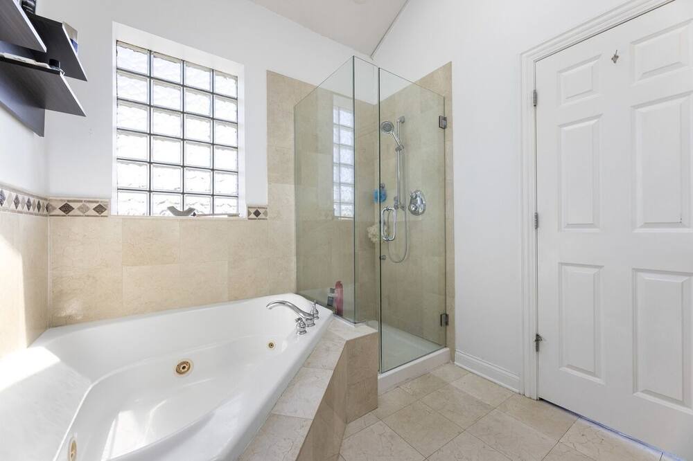 Photo of Bathroom in Bronzeville
