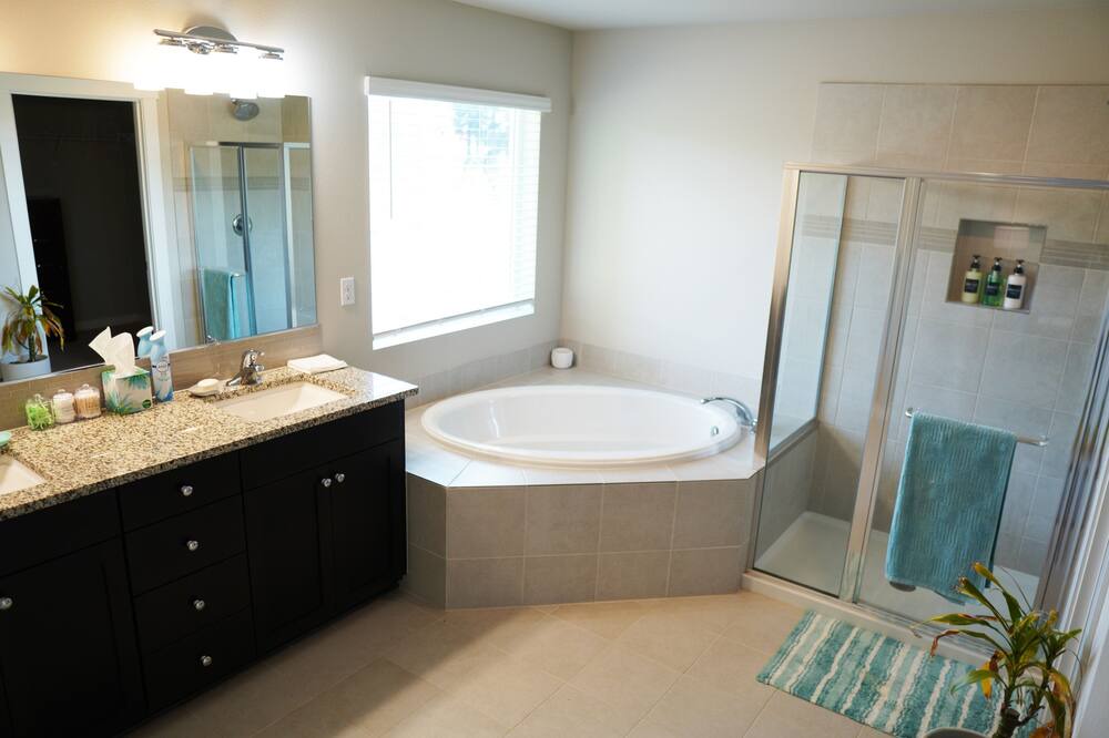 Photo of Bathroom in Everett