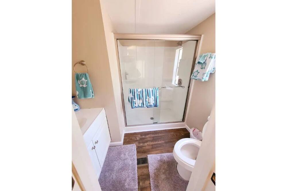 Photo of Bathroom in Townsend