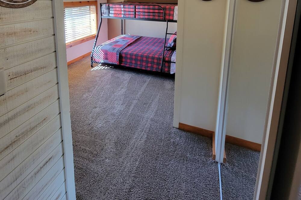 Photo of Bedroom in Parks