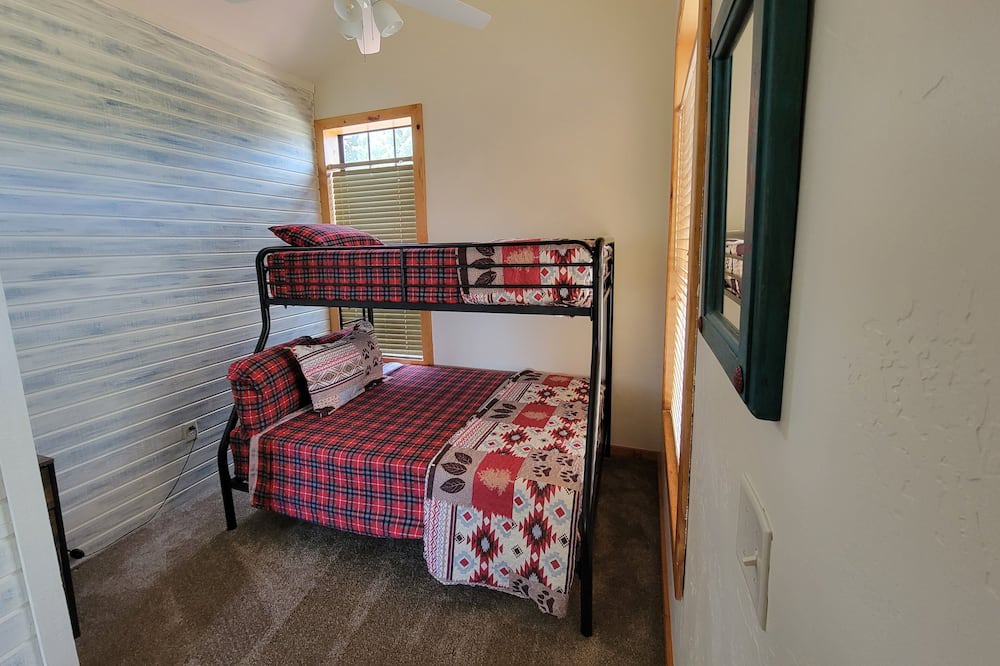 Photo of Bedroom in Parks