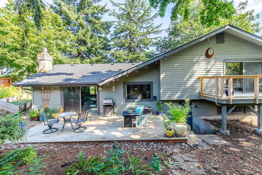 Photo of Outdoor in Friendly