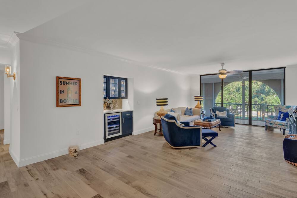 Photo of Bedroom in Indian River Shores