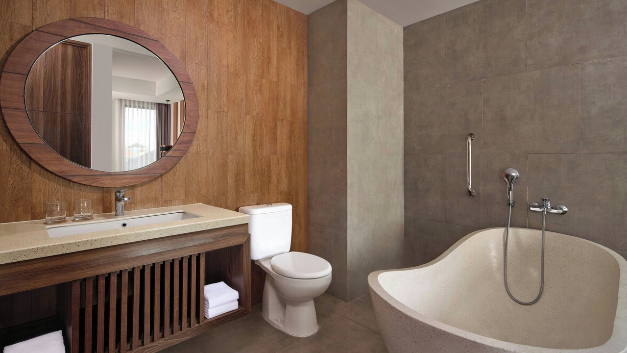 Photo of Bathroom in Kartika Plaza
