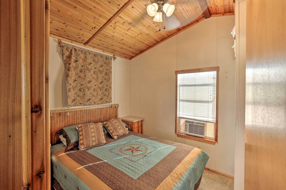 Photo of Bedroom in Chico