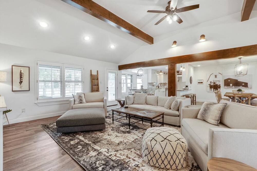 Photo of Bedroom in Roanoke
