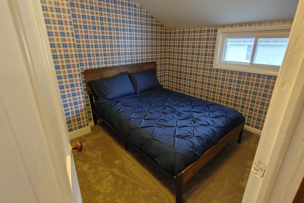 Photo of Bedroom in Canandaigua