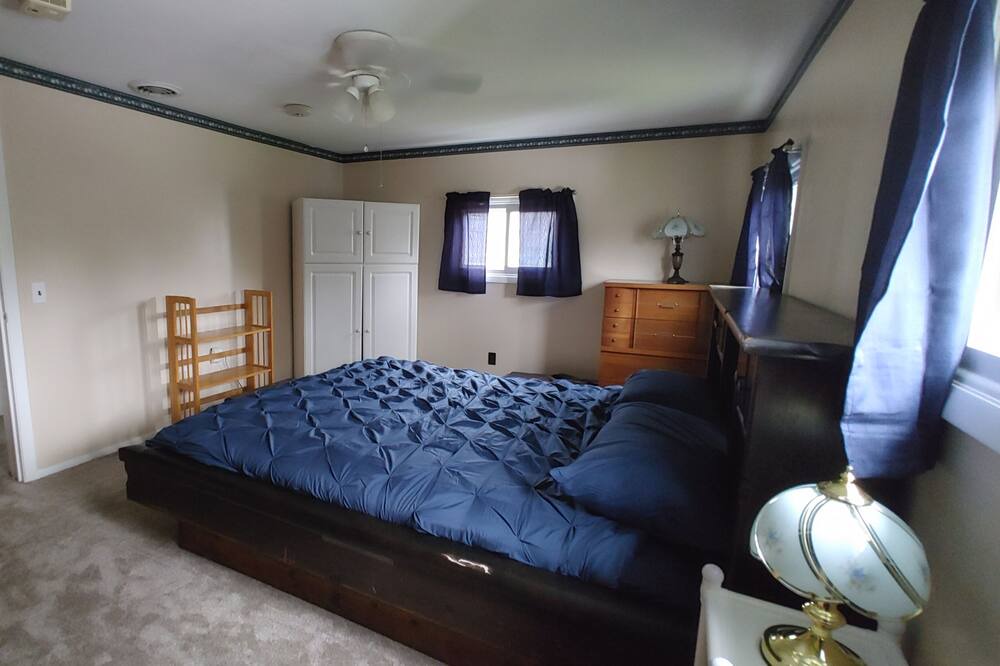 Photo of Bedroom in Canandaigua