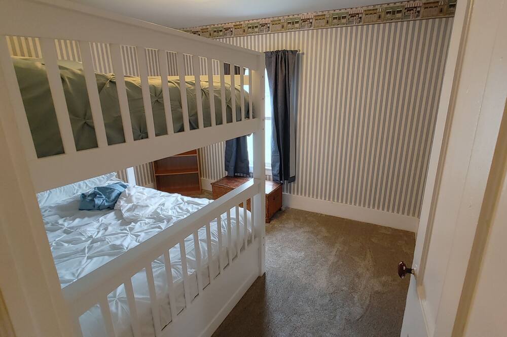Photo of Bedroom in Canandaigua