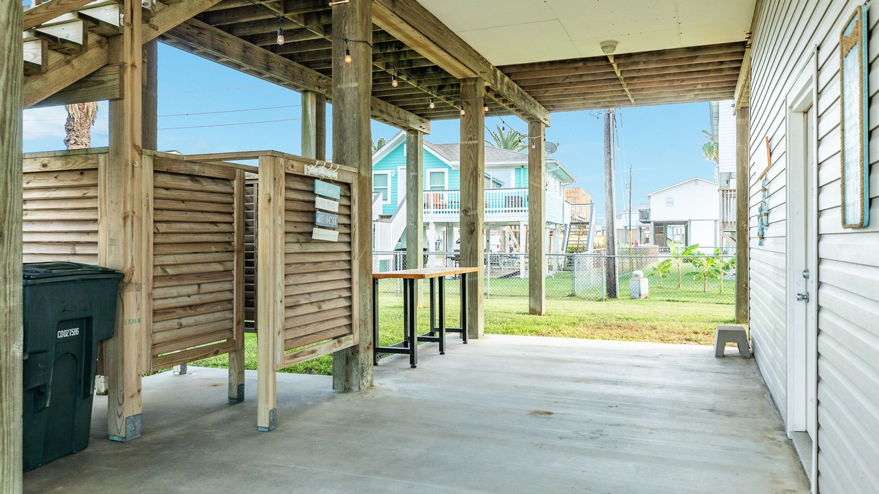 Photo of Patio Balcony in Terramar Beach