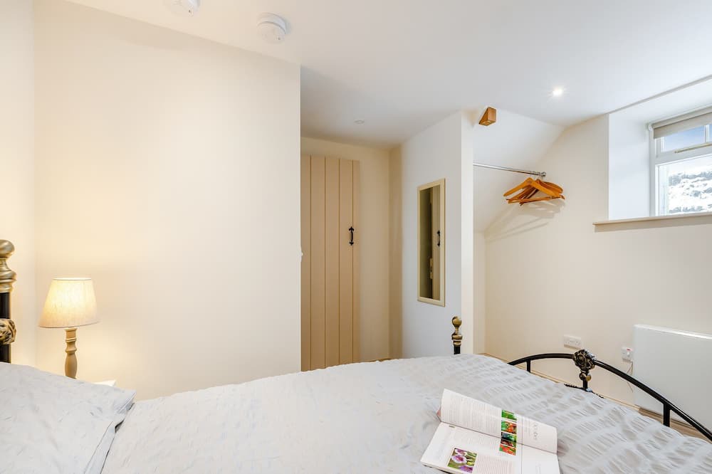 Photo of Bedroom in Hallington