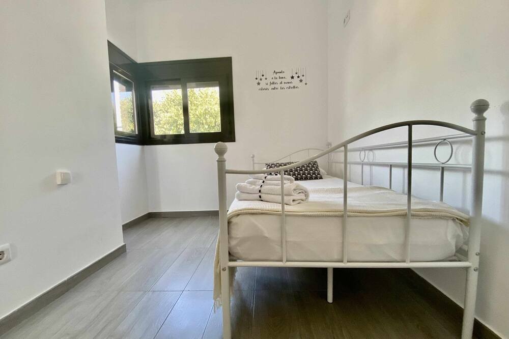 Photo of Bedroom in Vilanova I la Geltru