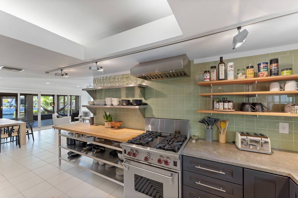 Photo of Kitchen in Central Corals