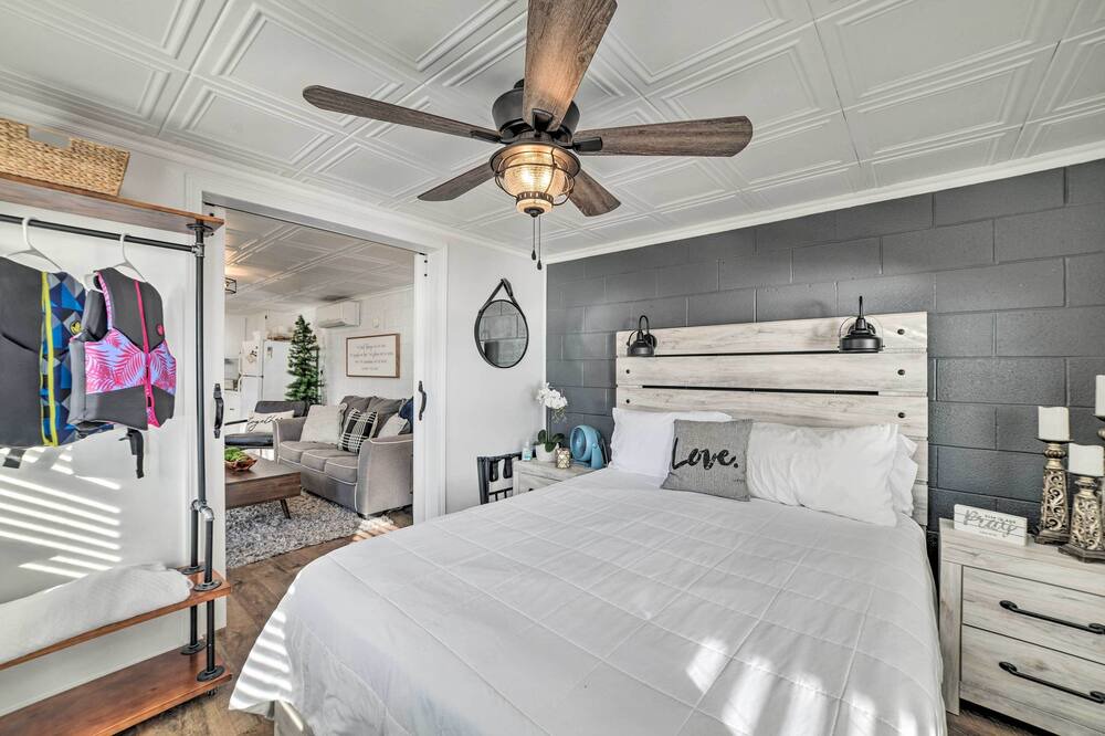 Photo of Bedroom in New Concord