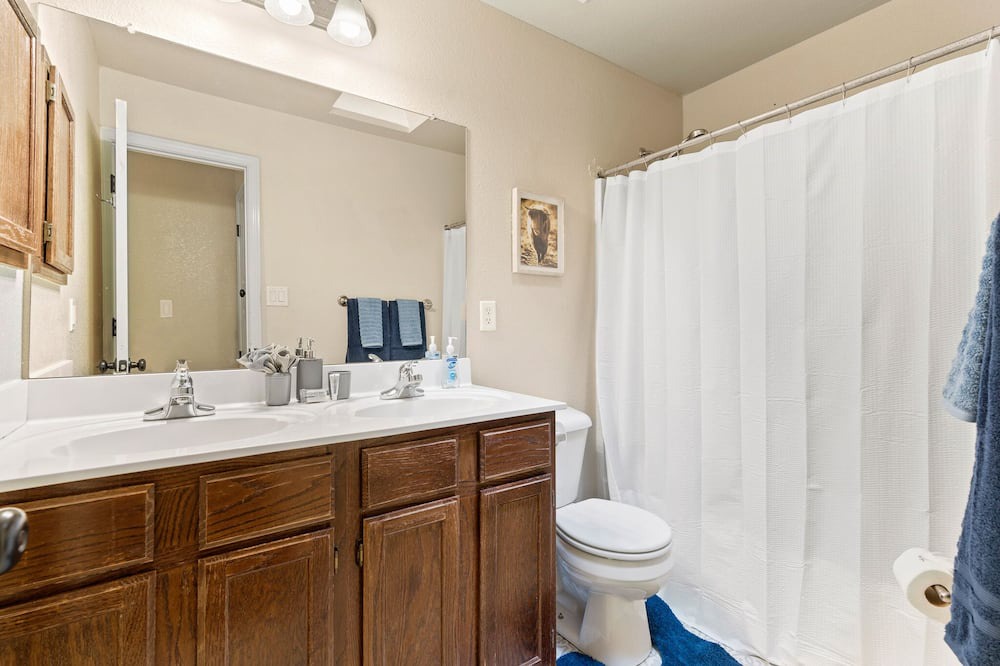 Photo of Bathroom in Northeast El Paso