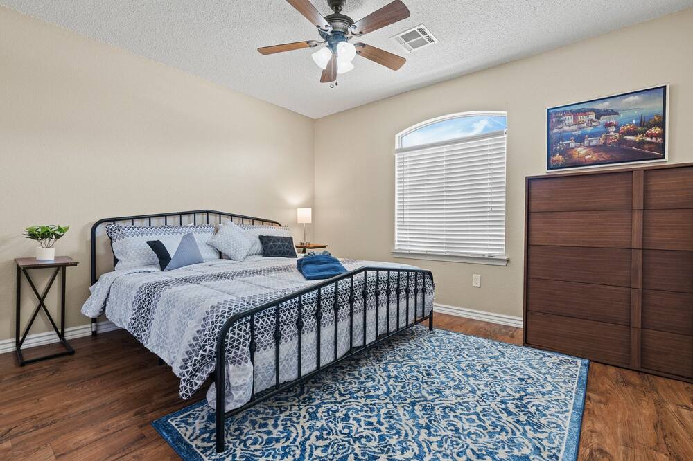 Photo of Bedroom in Northeast El Paso