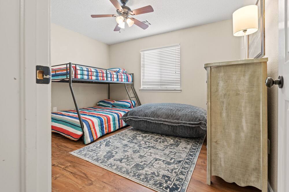 Photo of Bedroom in Northeast El Paso