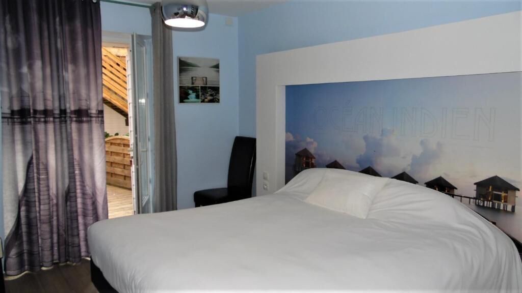 Photo of Bedroom in Bourbonne-les-Bains