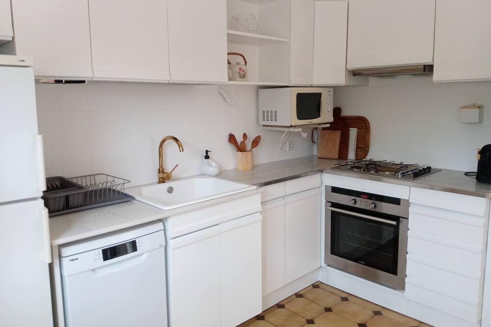 Photo of Kitchen in Les Tres Cales