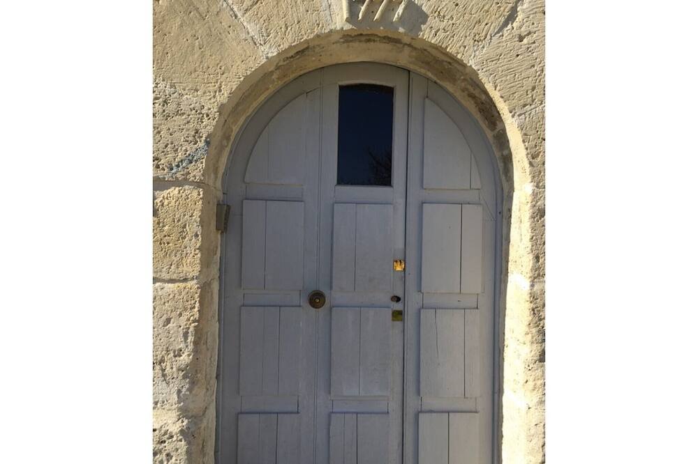 Photo of Others in Thiveral-Grignon